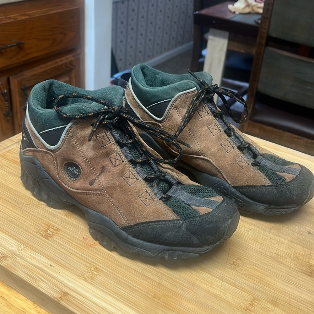 Hi Tech waterproof shoes good for hiking